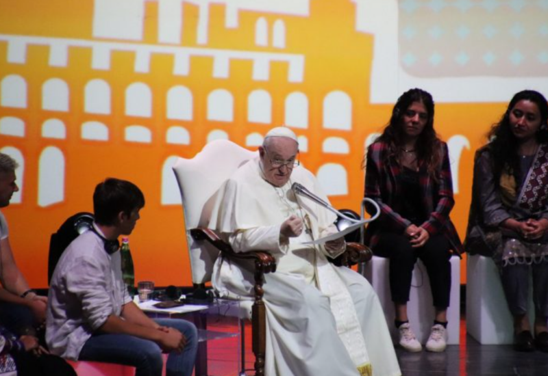Economy of Francesco. Il Papa ad Assisi: “trasformare un’economia che uccide in un’economia della vita”
