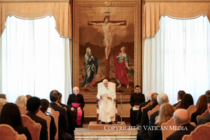 Leone XIV: “Vigilate sugli algoritmi. L’informazione non può essere schiava del clickbait”