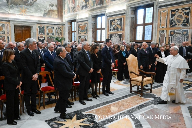 Leone XIV ai prefetti: «Governare l’IA nella pubblica amministrazione a beneficio di tutti, senza requisizioni elitarie»